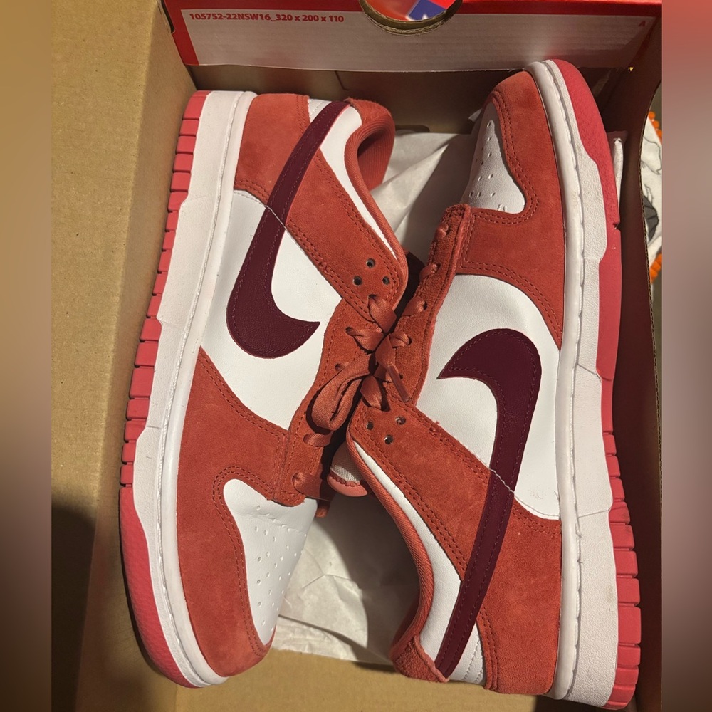 Nike Valentines Day Dunks